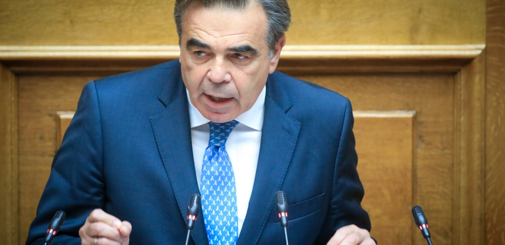Βουλή - Μ.Σχοινάς: Δεν χρωστάω σε κανέναν, δεν ήρθα στο υπουργείο για να περνάω ύποπτες διατάξεις