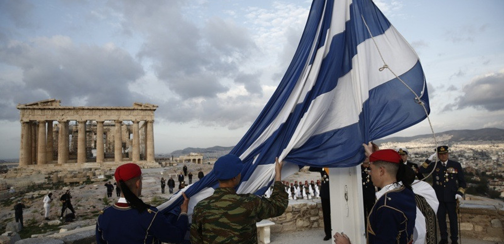 12 Οκτωβρίου 1944: Η Αθήνα γιορτάζει 82 χρόνια από την Απελευθέρωσή της