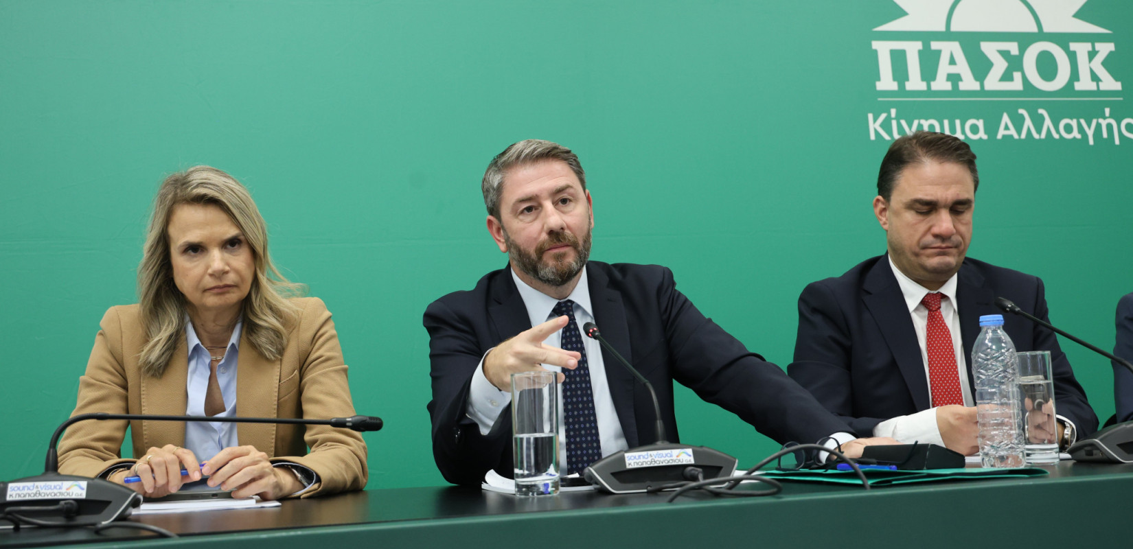 ΠΑΣΟΚ: Πρόταση νόμου για το ιδιωτικό χρέος -  Επαναφορά προστασίας πρώτης κατοικίας και 120 δόσεις