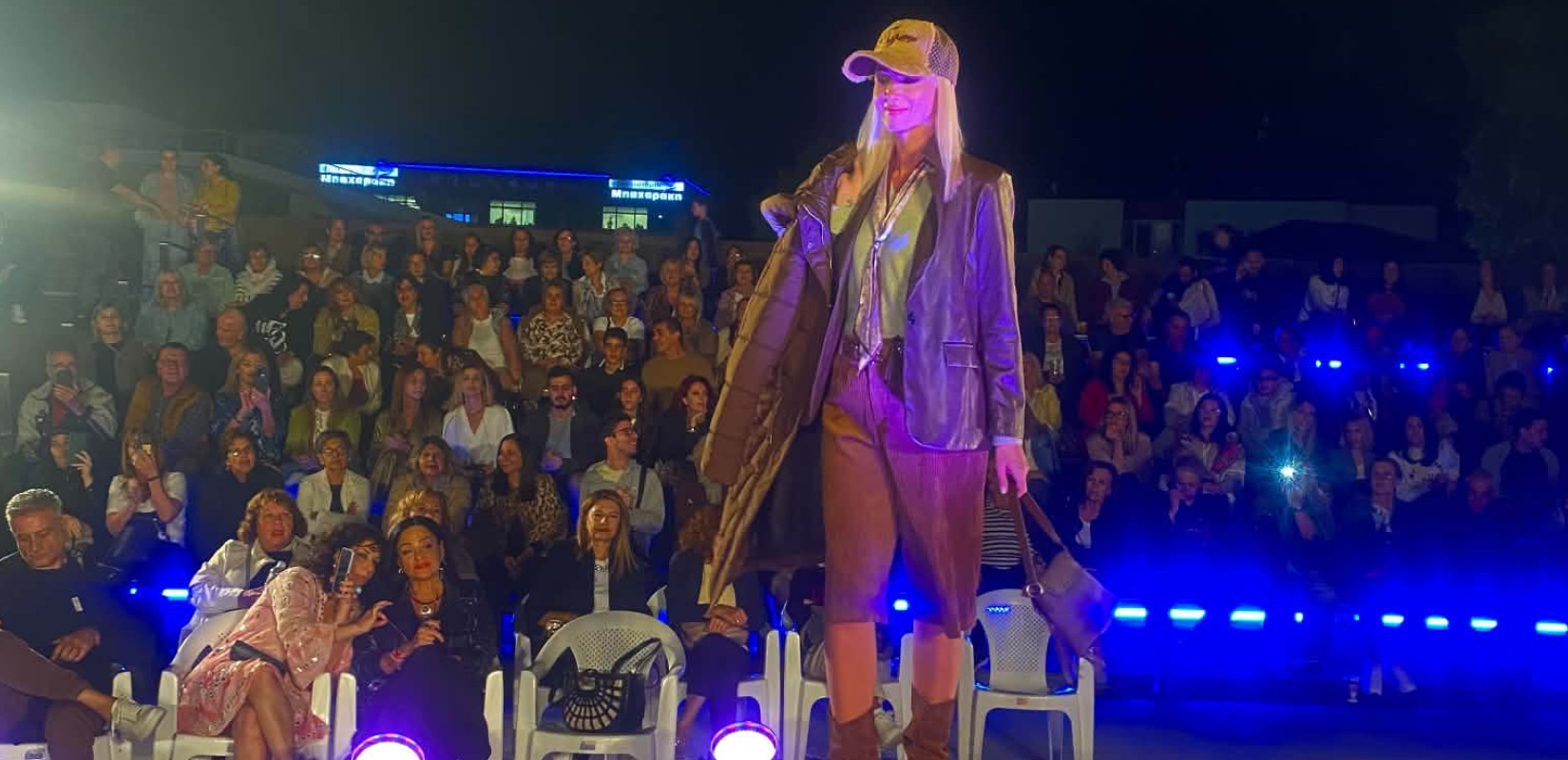 Θέρμη: Πασαρέλα στην κεντρική πλατεία Παραμάνα