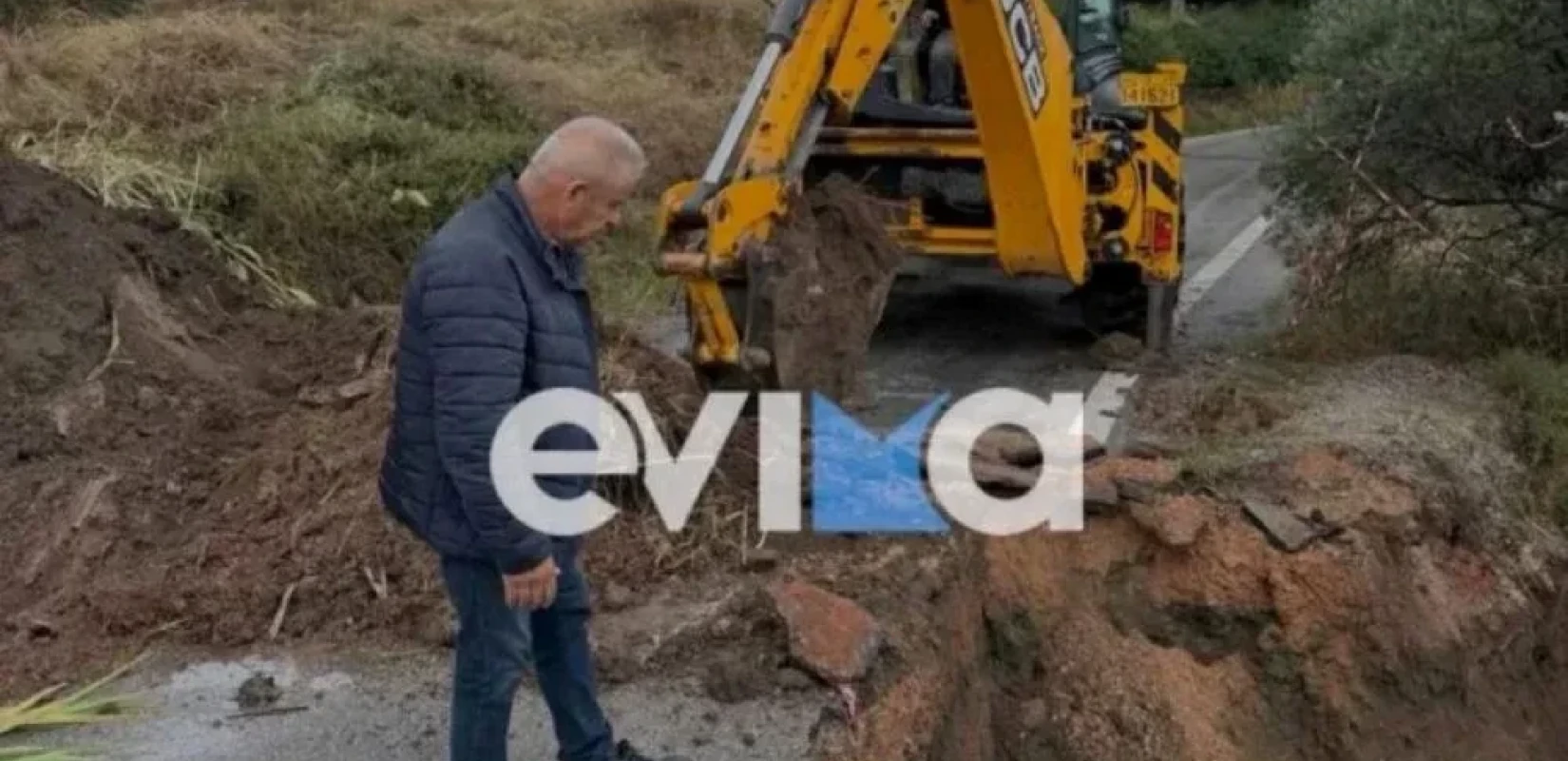 Εύβοια: Υποχώρησε το οδόστρωμα στη Γέφυρα Καλυβίτη - Κλειστός ο δρόμος Ψαχνά - Σταυρός (βίντεο)