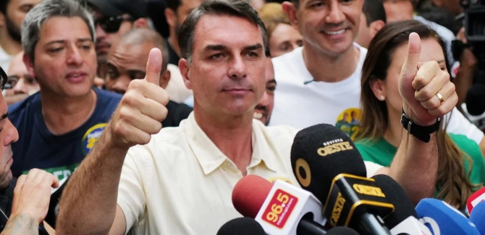 Βραζιλία: Ανατροπή στις κάλπες - Πρώτος ο δεξιός Φλάβιο Μπολσονάρου, στον δεύτερο γύρο με τον Λούλα