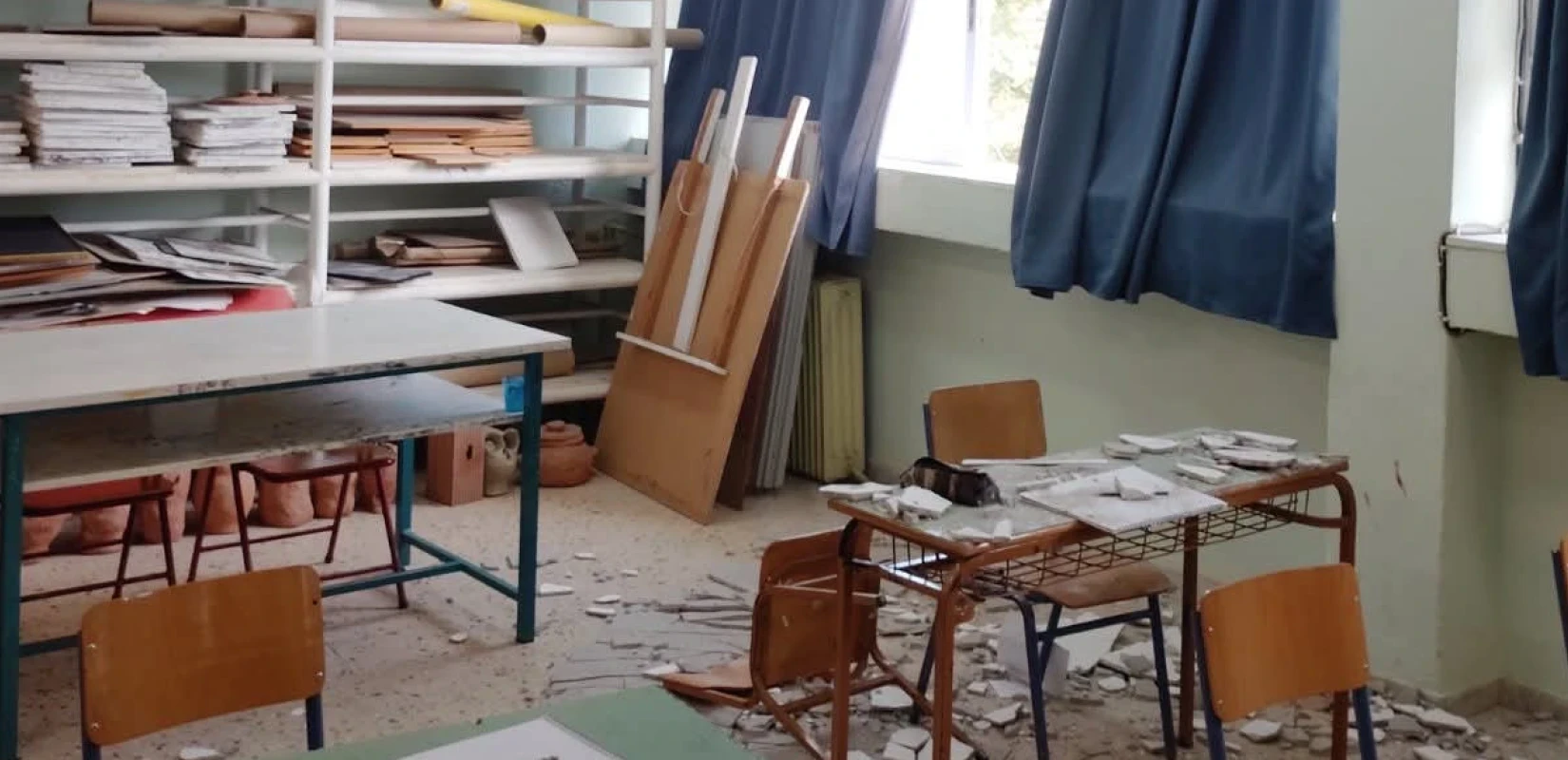 Θεσσαλονίκη: «Κατασκευαστική κακοτεχνία» η πρώτη εκτίμηση για την αποκόλληση σοβά οροφής που τραυμάτισε μαθητή στο Γυμνάσιο Βασιλικών