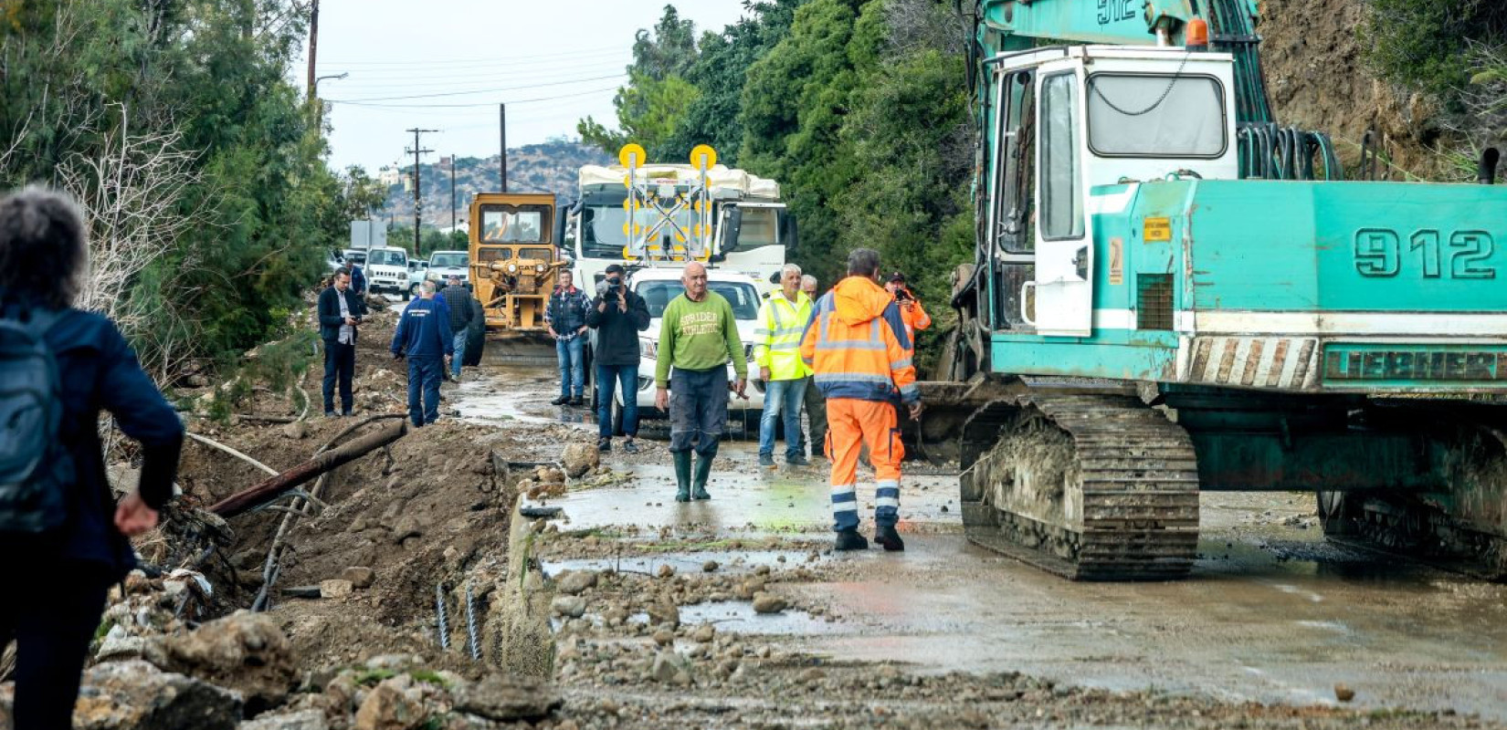 Κρήτη: Δύσκολη νύχτα εν μέσω καταιγίδας - Εκκενώθηκαν άνθρωποι από τα Ζωνιανά - 2.500 άνθρωποι χωρίς νερό