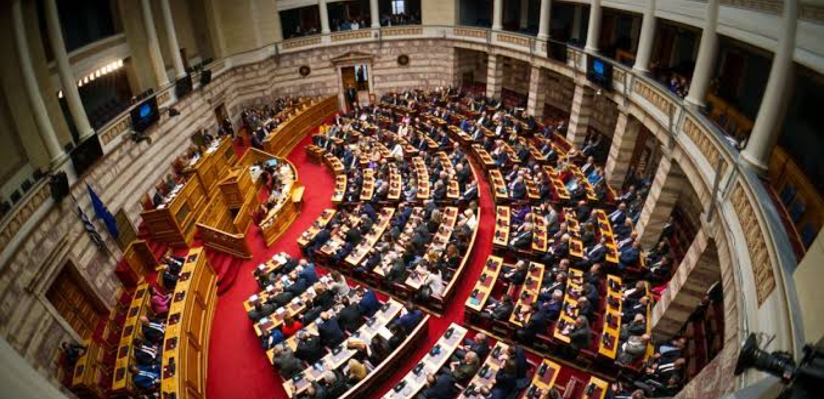 Χαμός στη Βουλή με Γεωργιάδη-Πολάκη: «Κατσαπλιά», «Το να με λες εσύ αμόρφωτο εμένα είναι ανέκδοτο από τα Lidl»