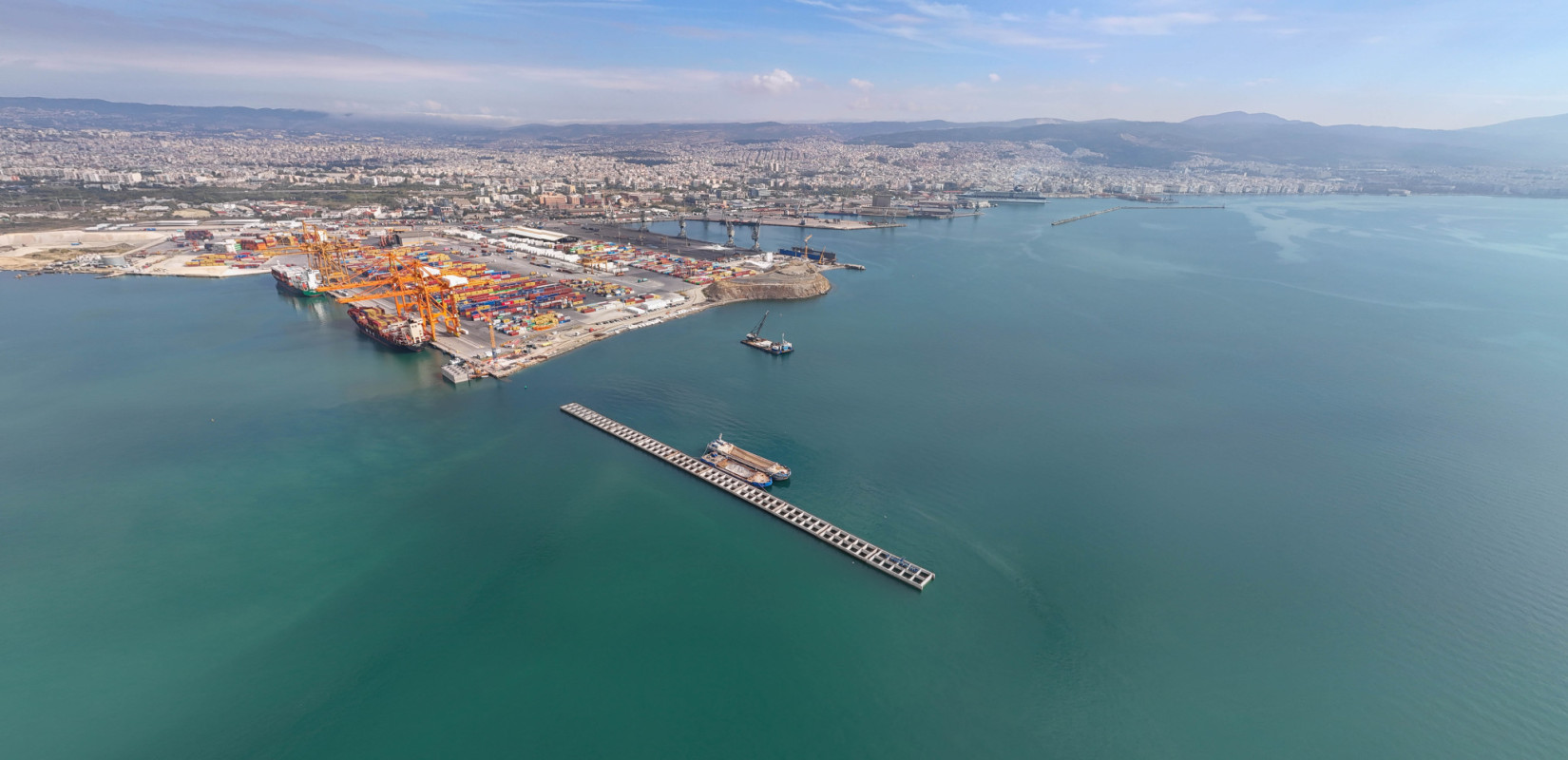 Λιμάνι Θεσσαλονίκης: «Να συνδράμει η Πολιτεία με τις βόμβες για να μην καθυστερήσει η επέκταση του προβλήτα»