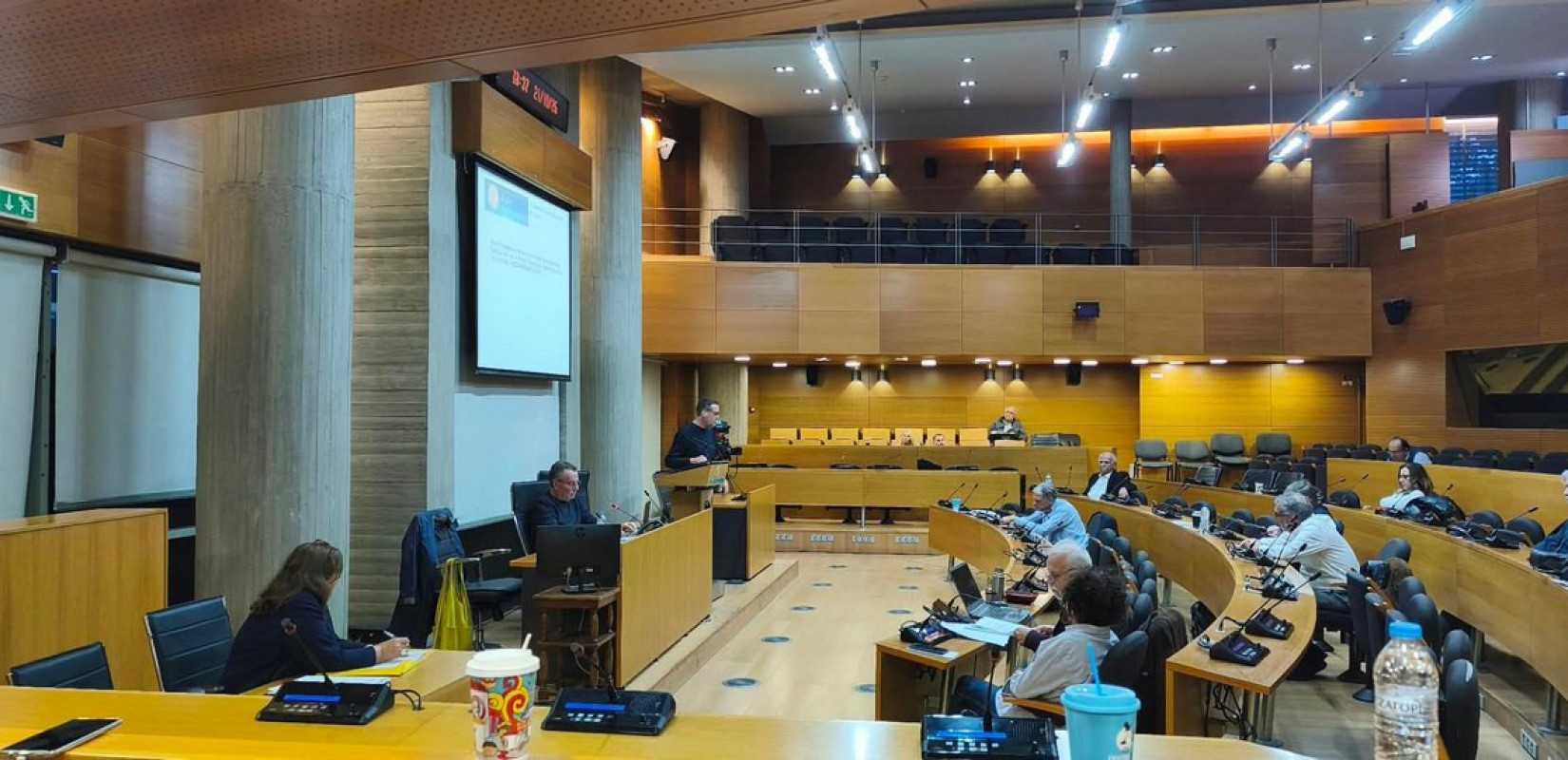 Σπιτάκια ανακύκλωσης: Αντιπαράθεση Τρεμόπουλου - Ζαχαριάδη για τη σύμβαση και το μέλλον των 48 σημείων