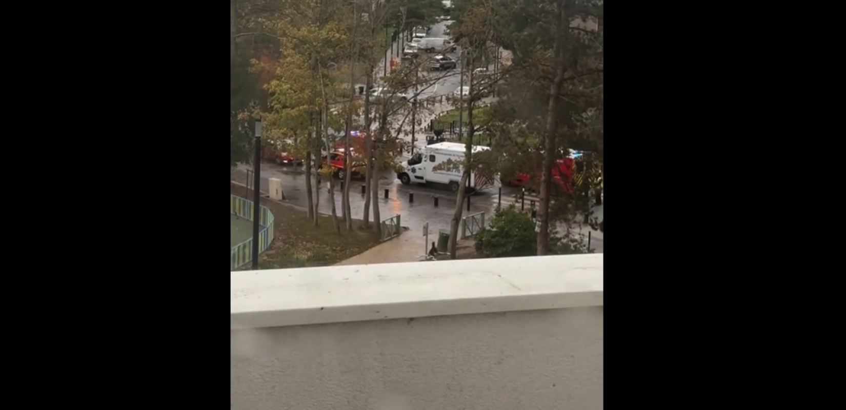 Γαλλία: Ένας νεκρός και τέσσερις τραυματίες από πυροβολισμούς στα προάστια του Παρισιού – Συνελήφθη ο δράστης, ανέλαβε η Αντιτρομοκρατική