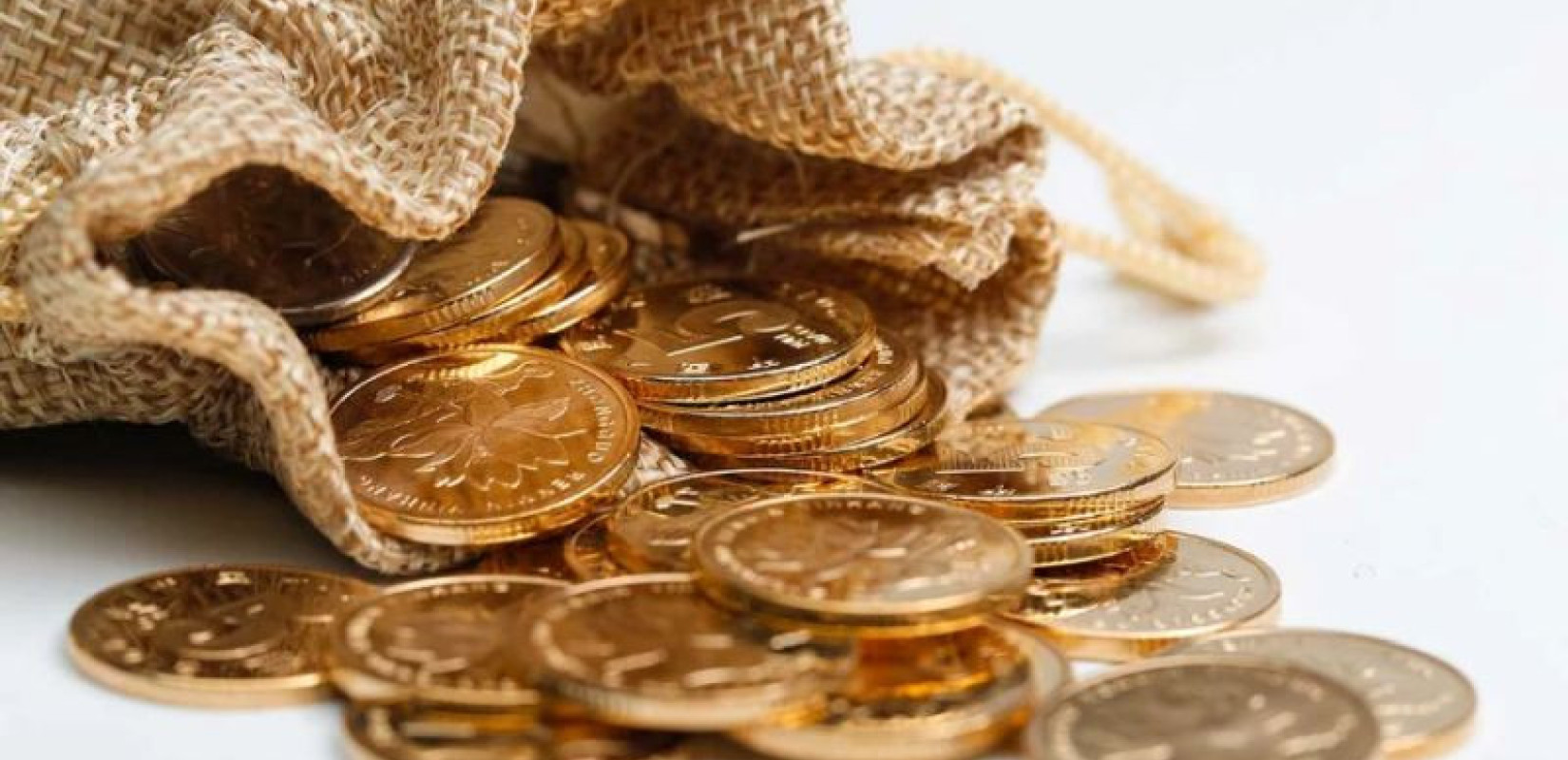 Θεσσαλονίκη: Σημειώσεις με τον αριθμό των λιρών κρατούσε η 88χρονη - Δεν ήξεραν ούτε οι γιοι της τον «θησαυρό» που έκρυβε