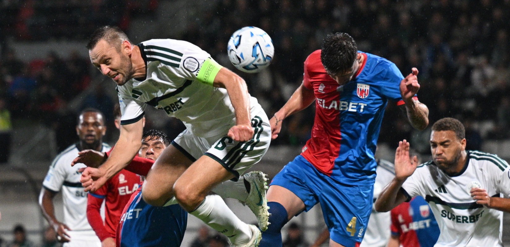 Super League: Χόρεψε στη βροχή ο Παναθηναϊκός