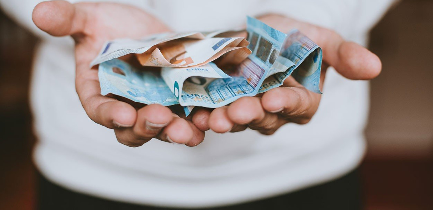 Στην τελική ευθεία για τη νέα αύξηση του κατώτατου μισθού