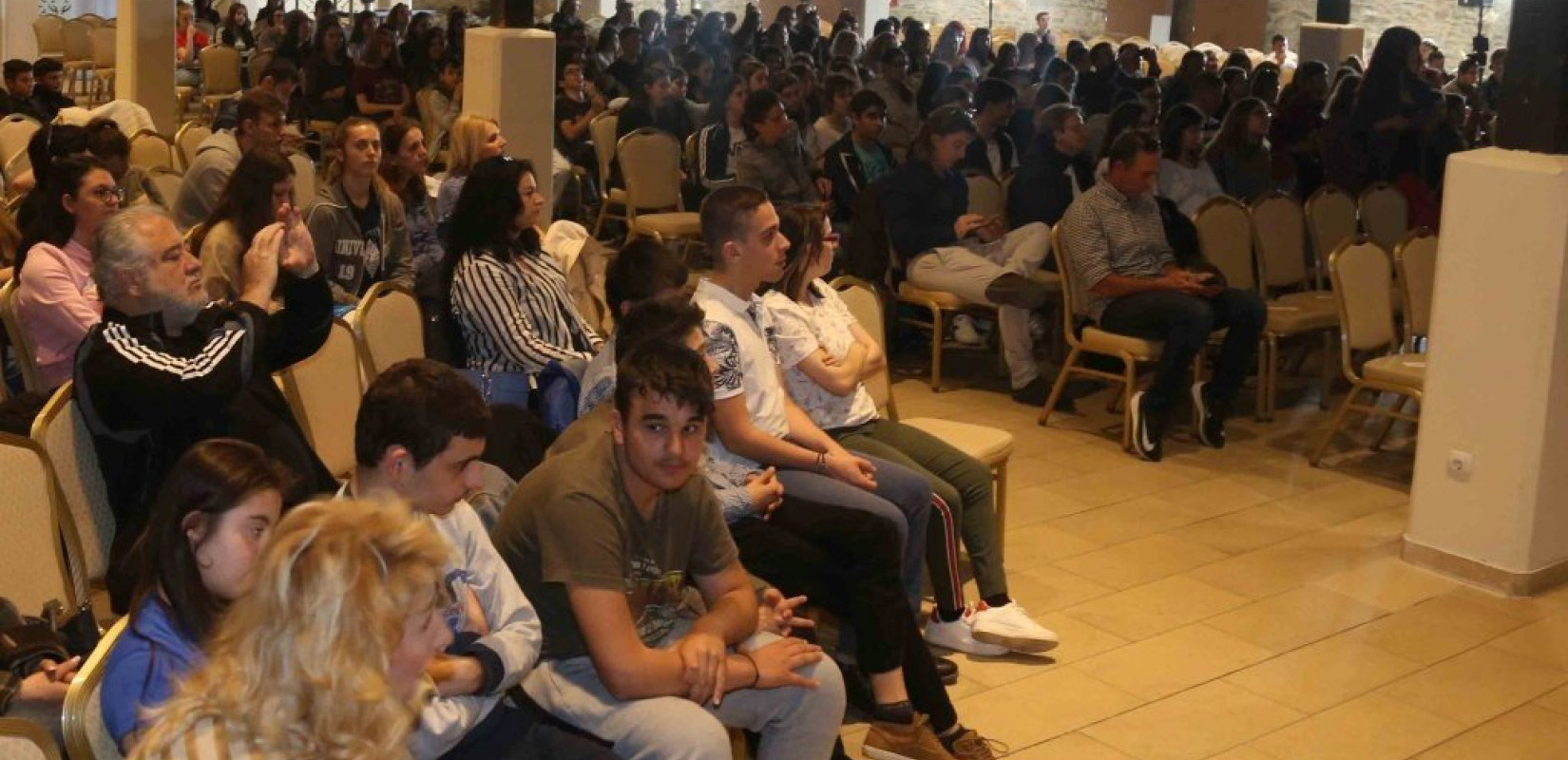 Ποια σχολεία βραβεύτηκαν στο διαγωνισμό της "ΜτΚ" και του makthes.gr για την καλύτερη εφημερίδα