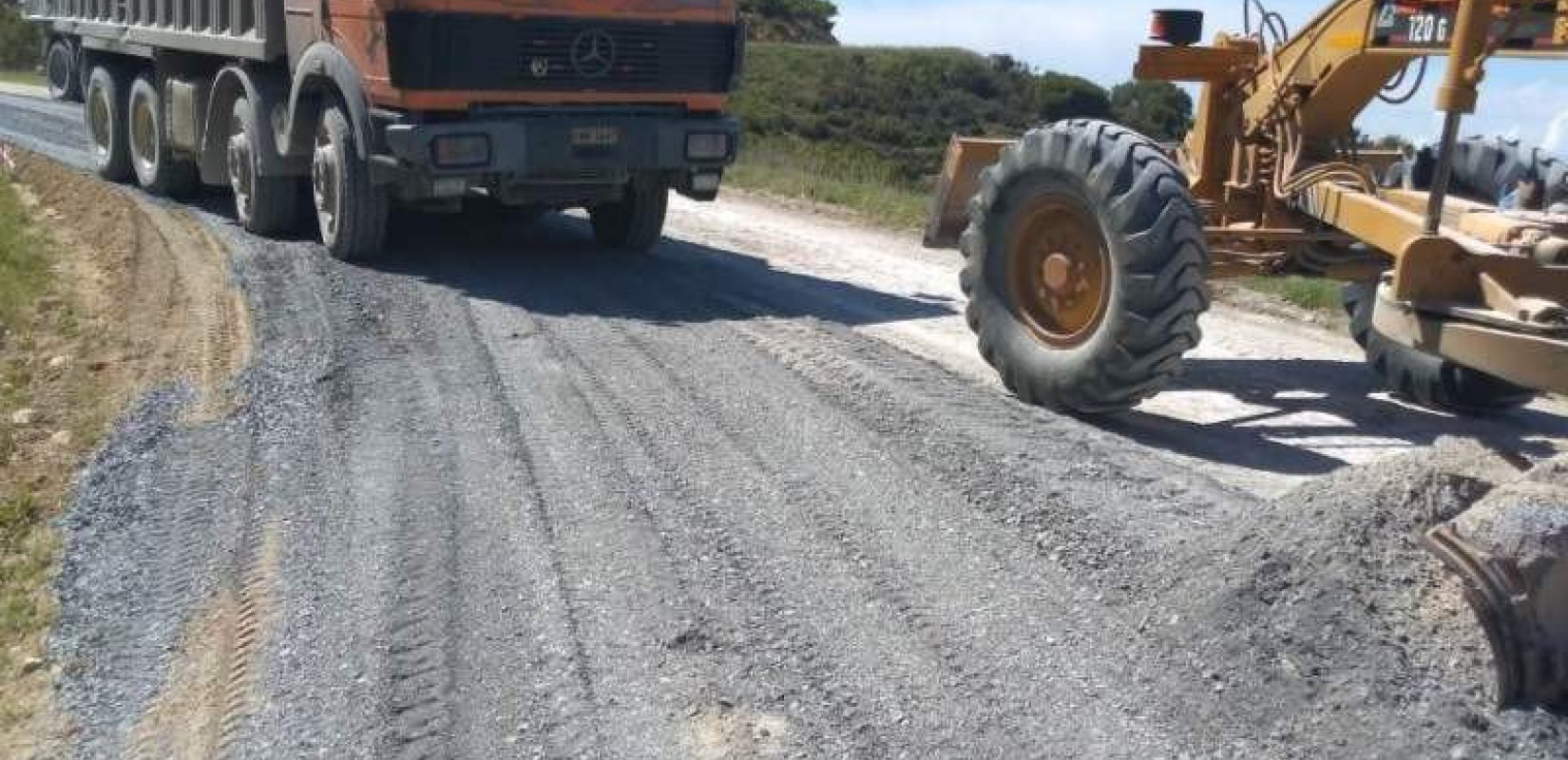  Εργασίες ασφαλτόστρωσης του δρόμου Bασιλικών  - Μονοπηγάδου