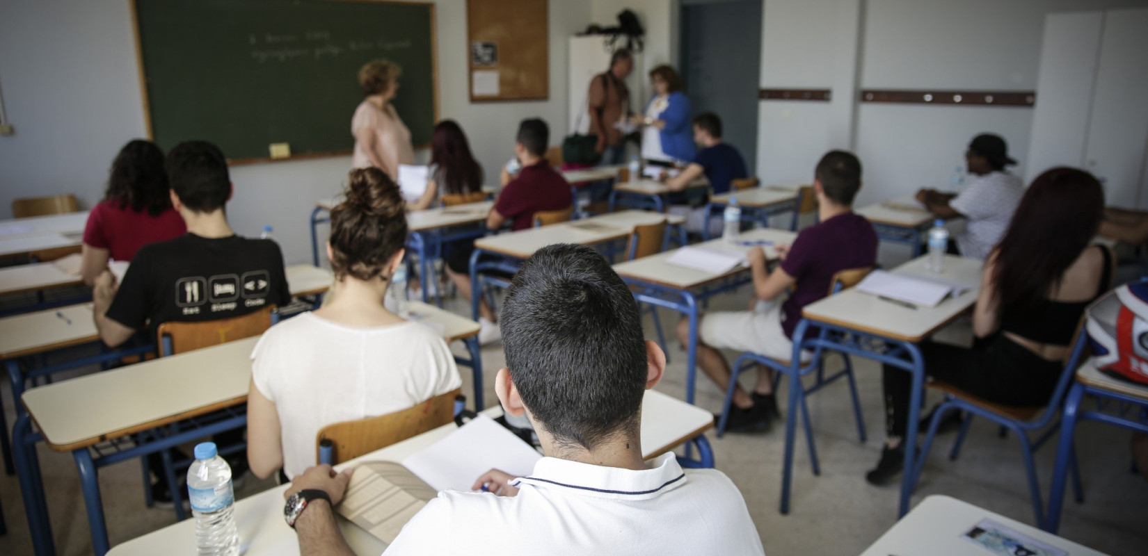 Τα θέματα της πρώτης ημέρας των Πανελλαδικών εξετάσεων