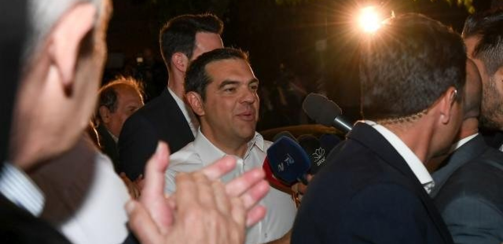 Στα γραφεία του ΣΥΡΙΖΑ ο Αλέξης Τσίπρας