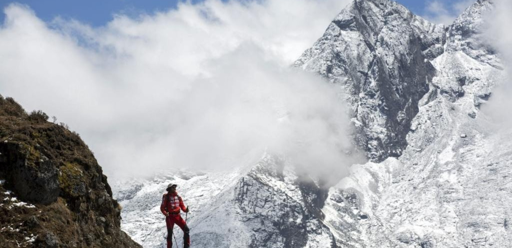 Νεπάλ: Το Ανώτατο Δικαστήριο διατάσσει τη μείωση του αριθμού των αδειών για την ανάβαση στο Έβερεστ