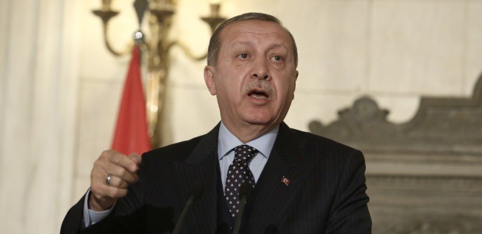 Ερντογάν: Μη μας φέρνετε σε δύσκολη θέση