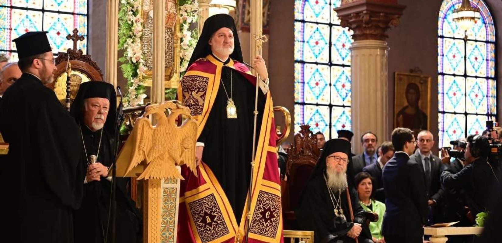 Με λαμπρότητα τελέστηκε η ενθρόνισης του νέου αρχιεπισκόπου Αμερικής