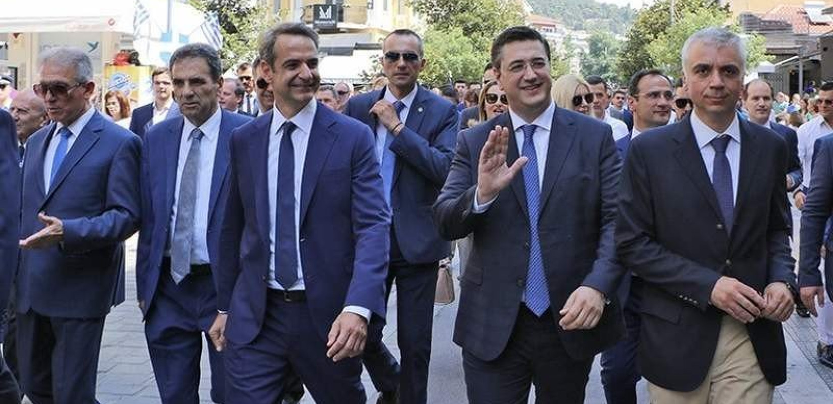  Ο Απόστολος Τζιτζικώστας στις εκδηλώσεις για την 106η επέτειο Απελευθέρωσης των Σερρών