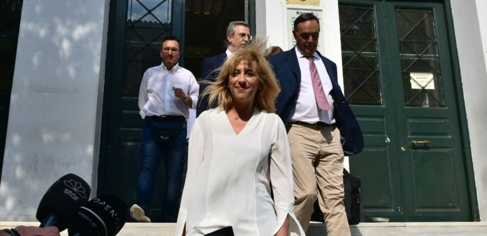 Ελεύθερη δίχως περιοριστικούς όρους κρίθηκε η Ρένα Δούρου