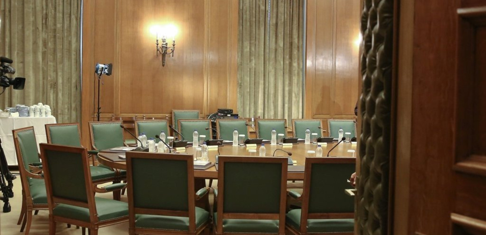Τα επικρατέστερα σενάρια για το κυβερνητικό σχήμα