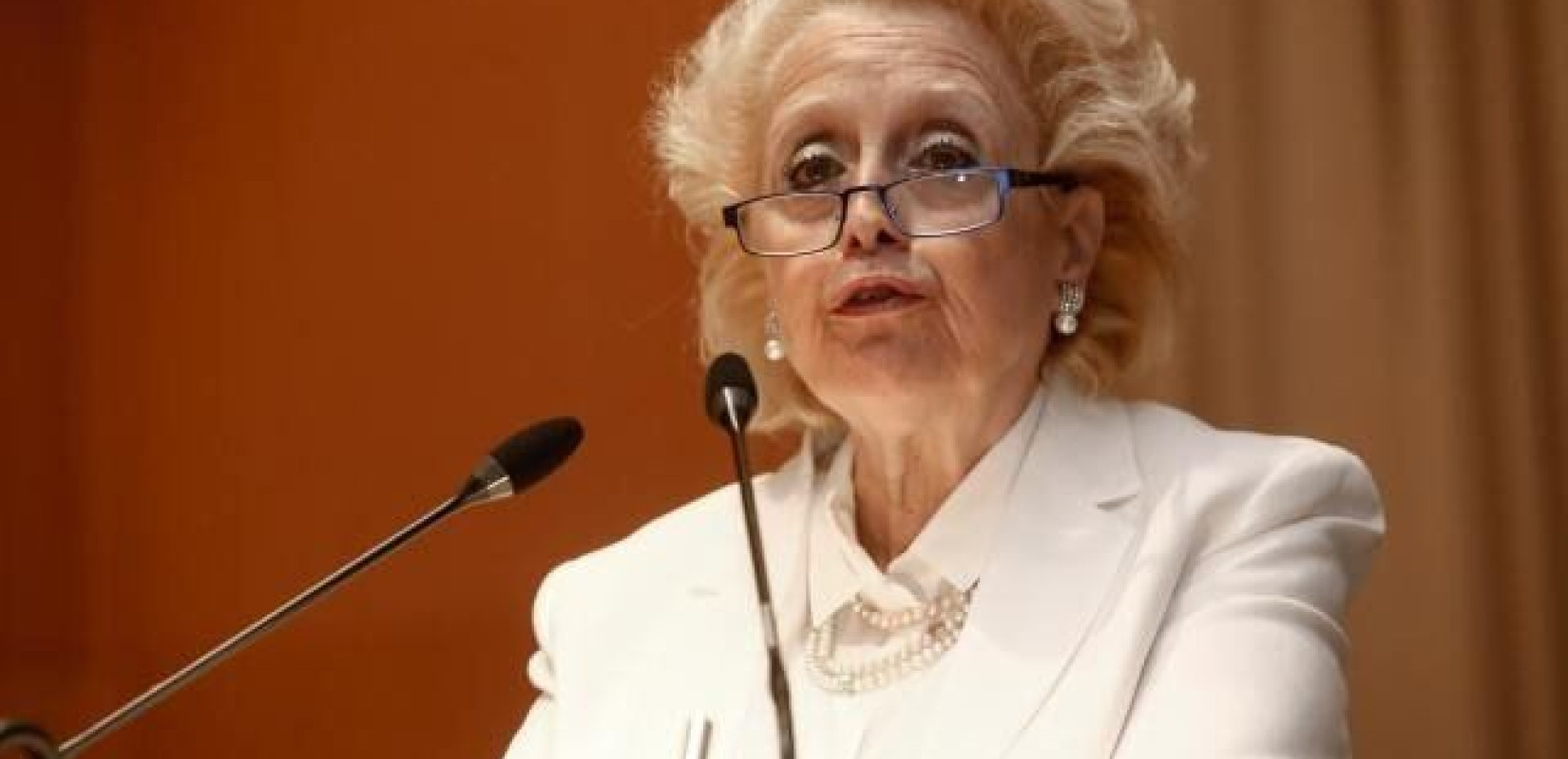 Φεύγει η Θάνου από την Επιτροπή Ανταγωνισμού