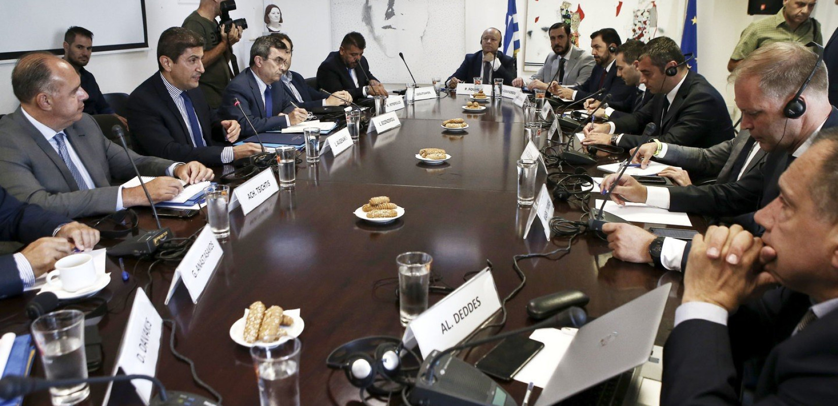 Ομάδα κρούσης για βία στα γήπεδα και στημένους αγώνες προωθεί η κυβέρνηση