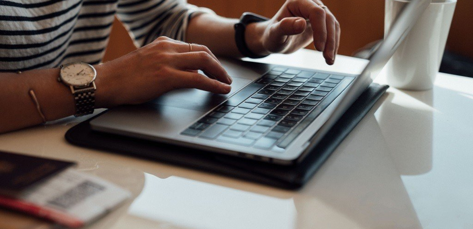 ΕΚΠΟΙΖΩ: Το τελευταίο μοντέλο συγκατάθεσης για διαφημίσεις της Meta εξακολουθεί να μην τηρεί τη νομοθεσία