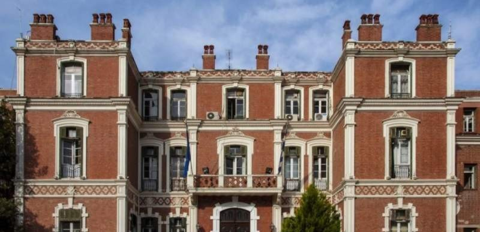 Δωρεά υγειονομικού υλικού από την ΠΕ Χαλκιδικής σε αστυνομία, πυροσβεστική, λιμενικό 