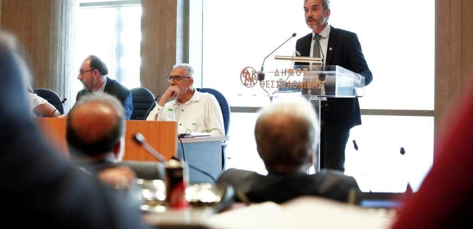 Συνεδρίαση για το μετρό με 100 προσκεκλημένους - "Παρούσα" και η Κίνηση για τα αρχαία της Βενιζέλου