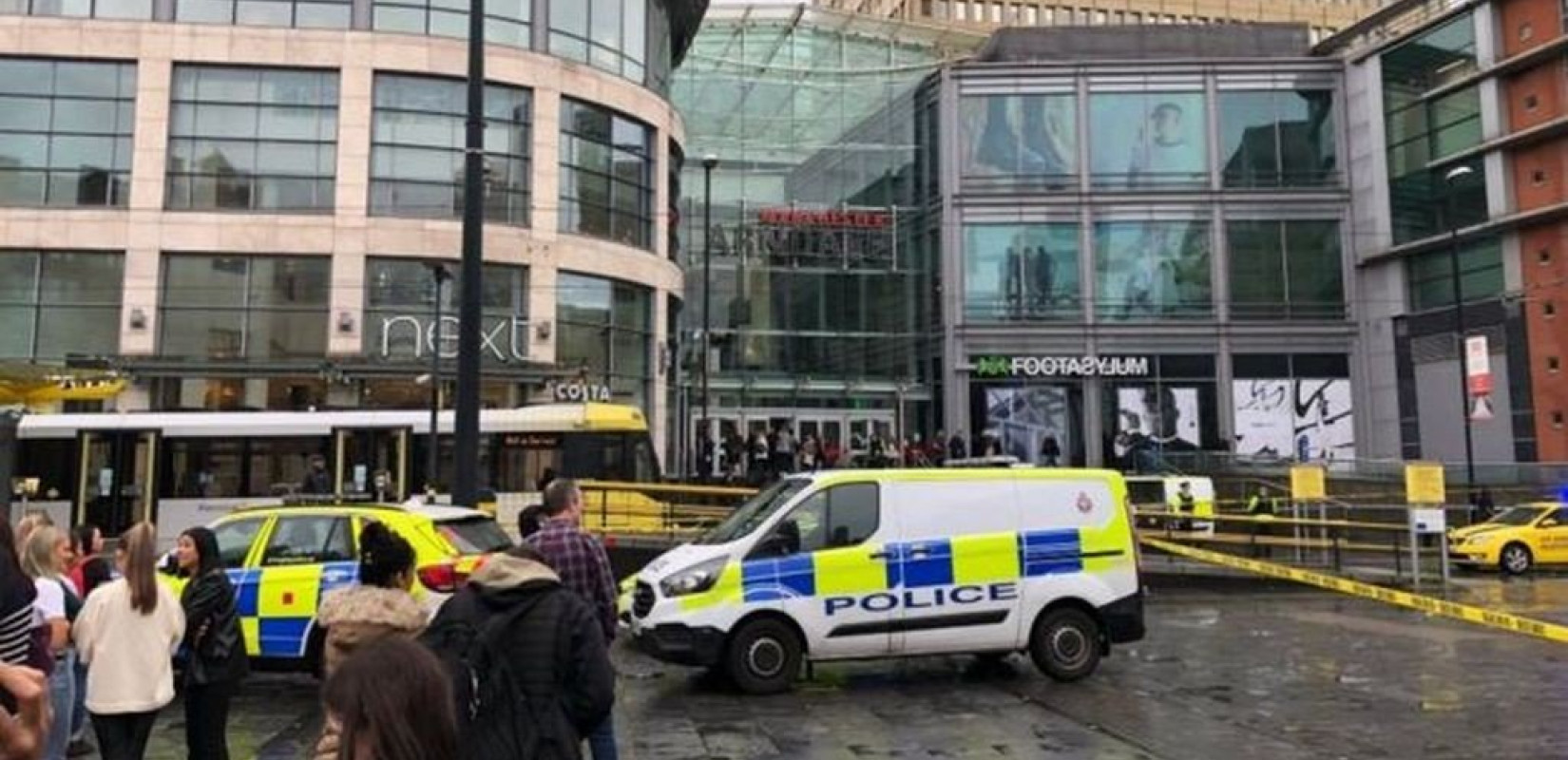 Επίθεση στο Μάντσεστερ: Συνωμοσιολόγος καταδικάστηκε να αποζημιώσει δύο επιζώντες