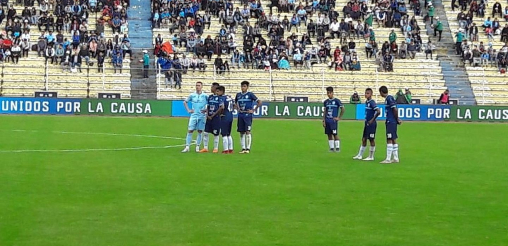 Ποδόσφαιρο: Δεν άντεξε την ήττα και έβαλε έξι 17χρονα στο β' ημίχρονο ομάδα της Βολιβίας (video)