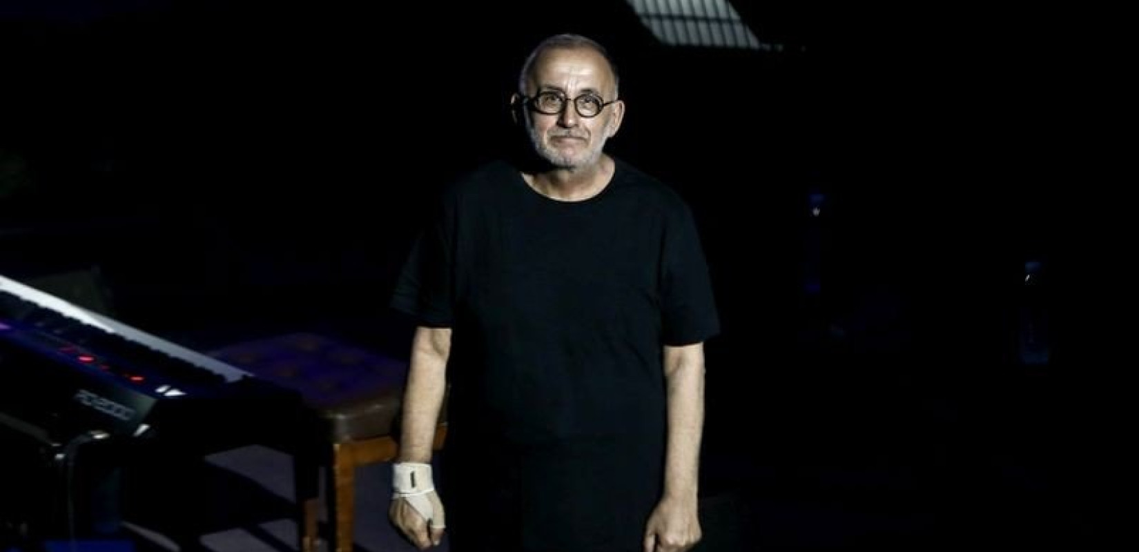 Σήμερα το τελευταίο αντίο στον Θάνο Μικρούτσικο