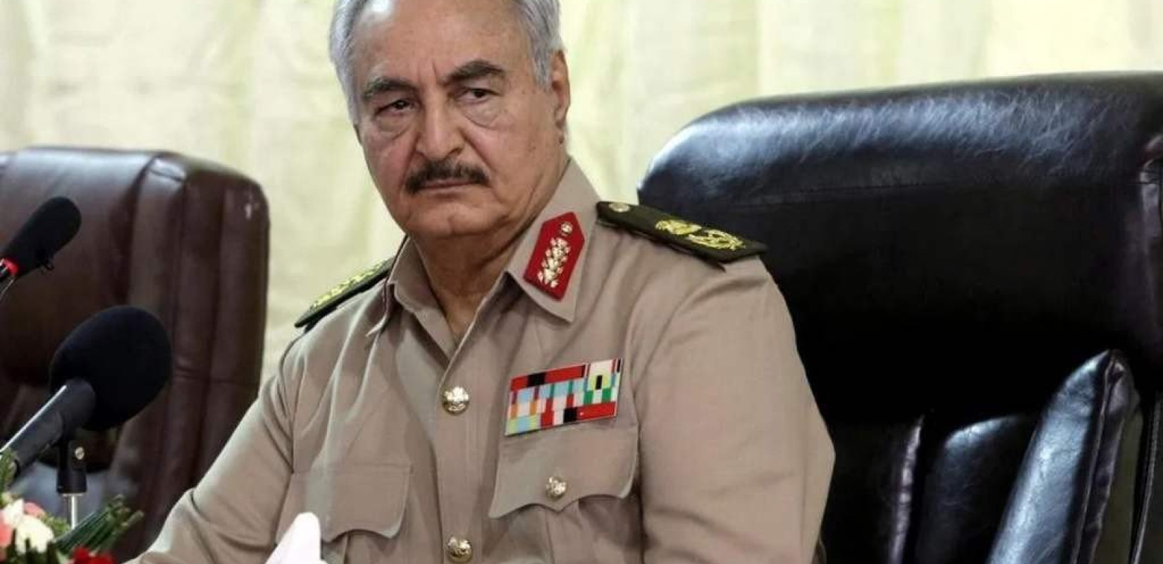 Λιβύη: Κυβέρνηση τεχνοκρατών που θα οδηγήσει τη χώρα σε εκλογές ζητά ο Χάφταρ