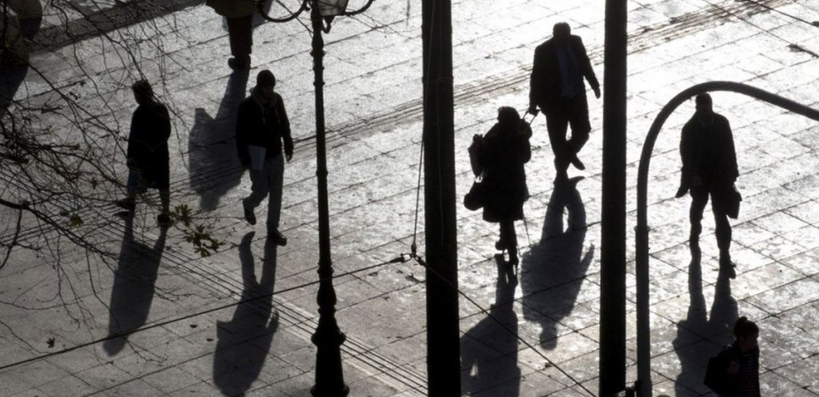 Οι «σκιές» πίσω από τη μείωση της ανεργίας