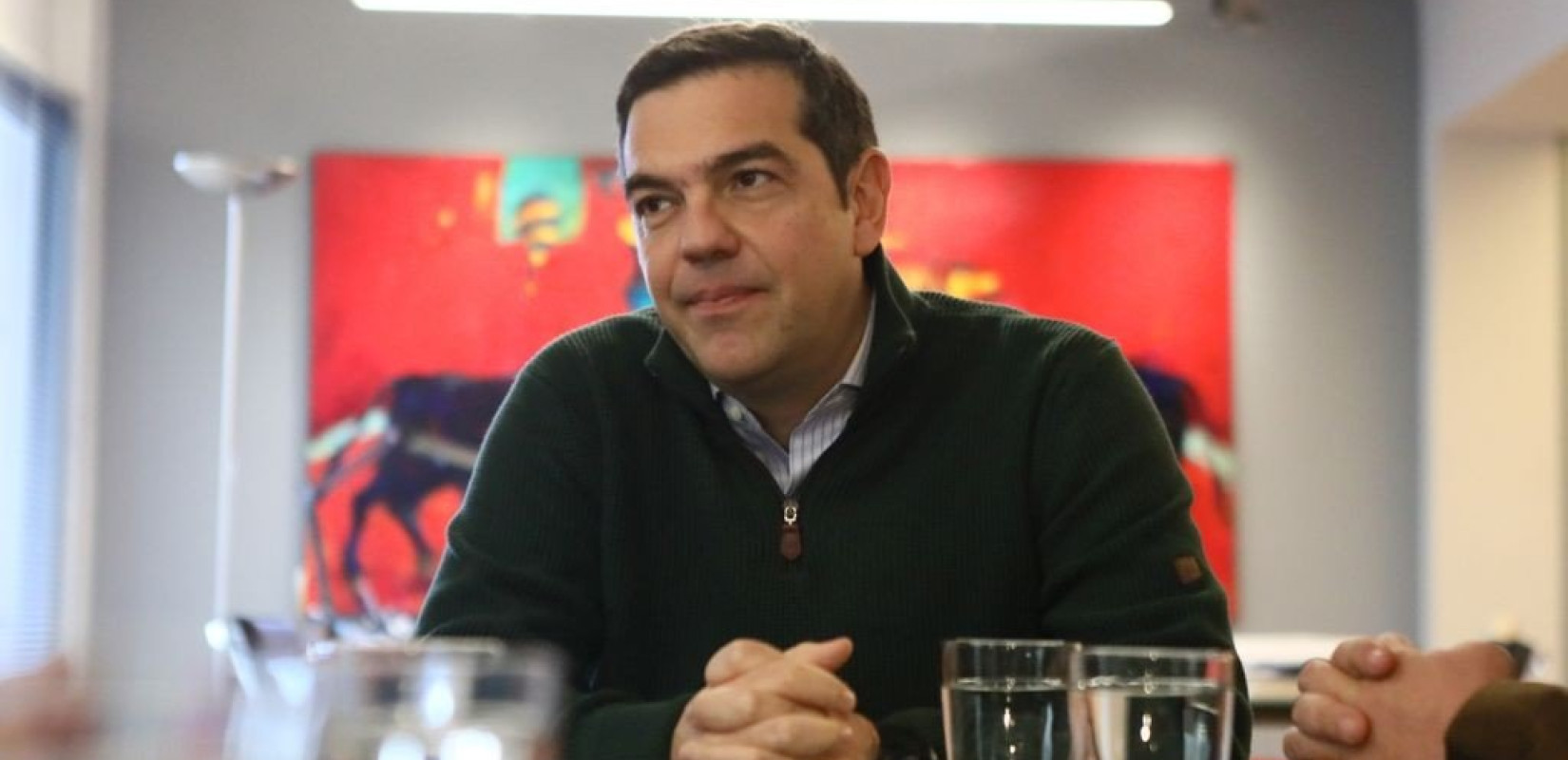 Τηλεδιασκέψεις Τσίπρα με τους προέδρους του ΕΒΕΑ και του ΓΣΕΒΕΕ