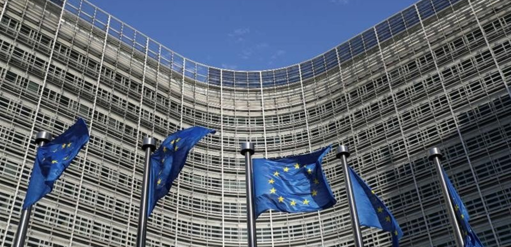 Ε.Ε: Αυστηροποίηση κανόνων για τους ρύπους ατμοσφαιρικού αέρα, υδάτων και επεξεργασίας αστικών λυμάτων