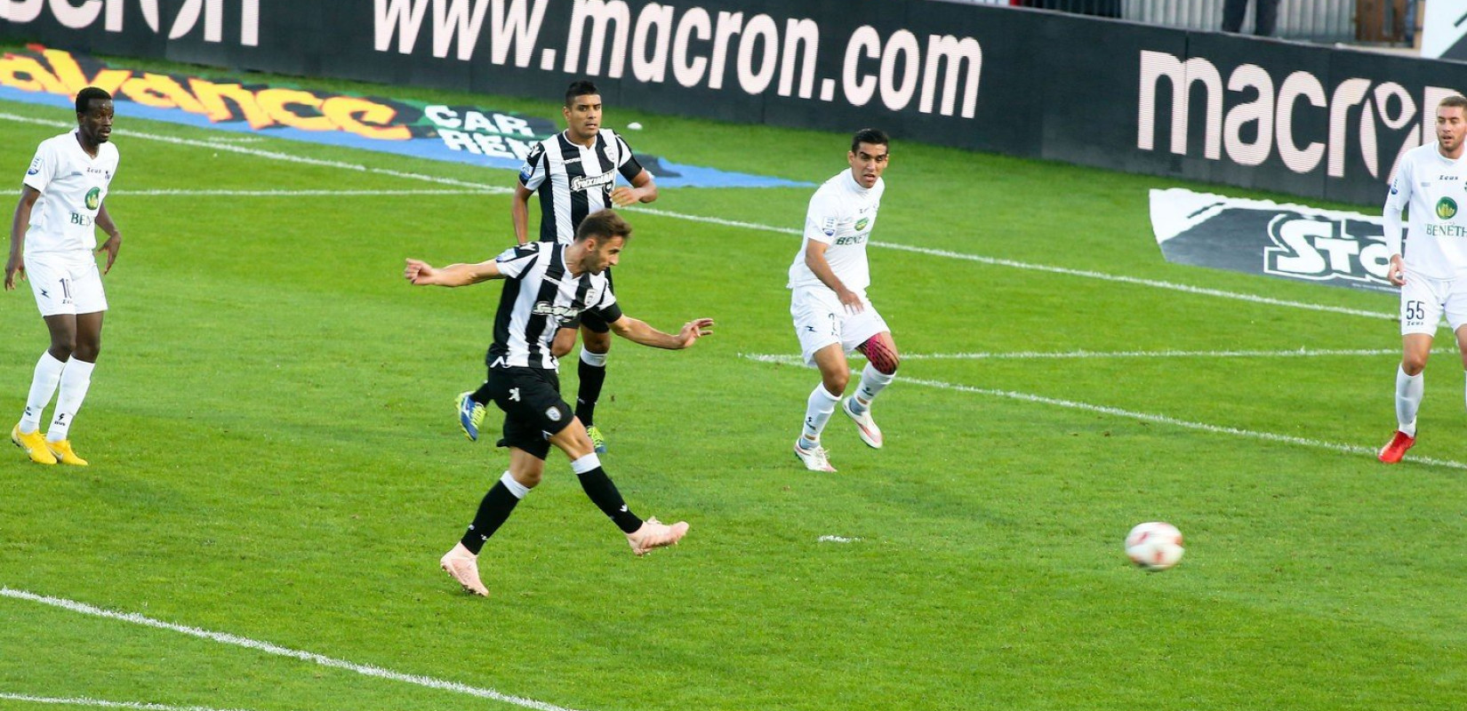 Διεκπεραίωση στην Τούμπα (video)