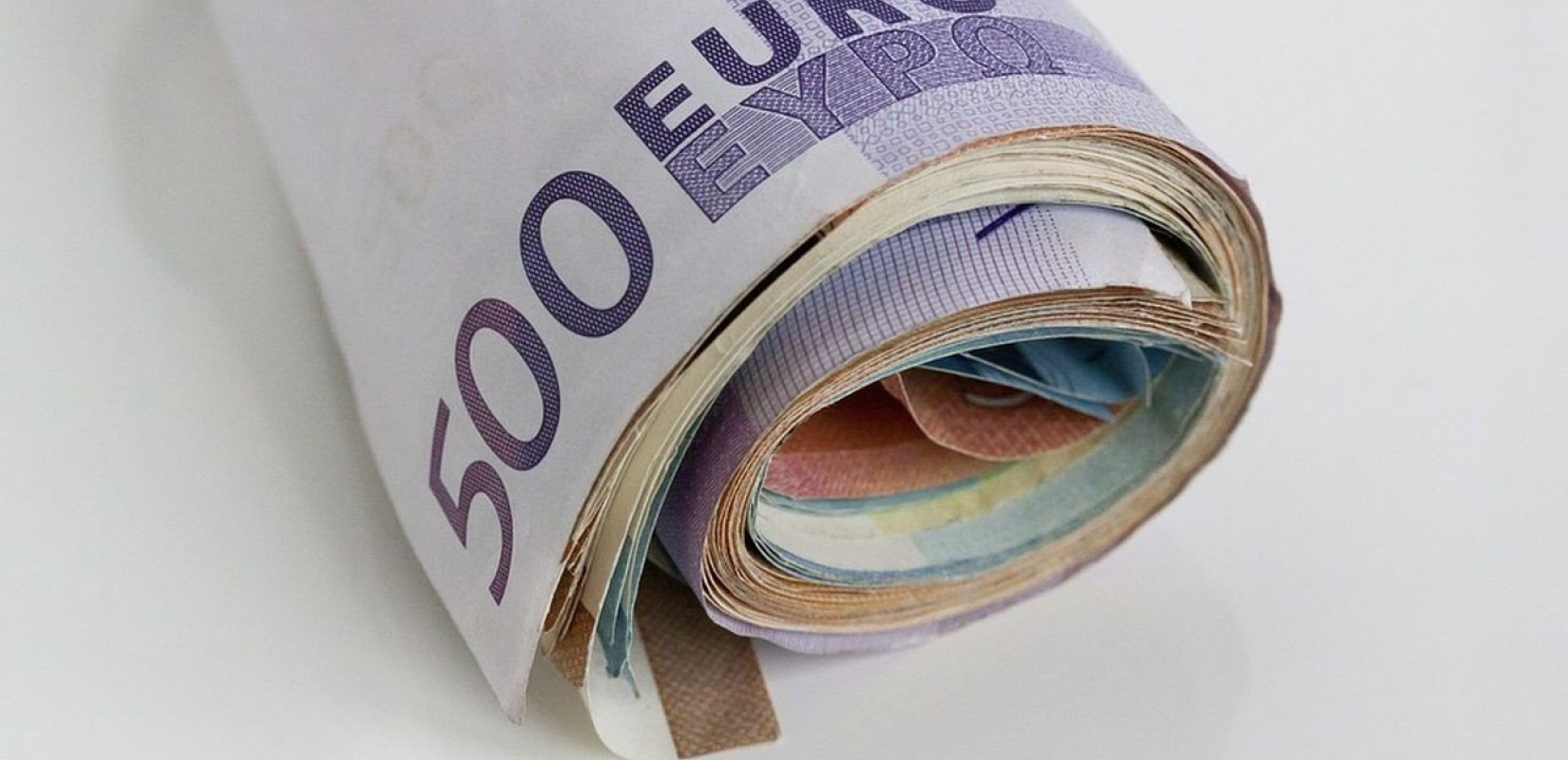 «Χάρτης» πληρωμών από e-ΕΦΚΑ και ΔΥΠΑ έως τις 11 Απριλίου