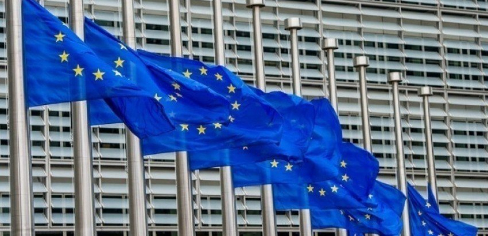 ΕΕ - «SAFE»: Η Επιτροπή δηλώνει ότι έχει λάβει σοβαρά υπόψη τις ανησυχίες κάποιων κρατών - μελών σχετικά με τη δυνατότητα συμμετοχής τρίτων χωρών