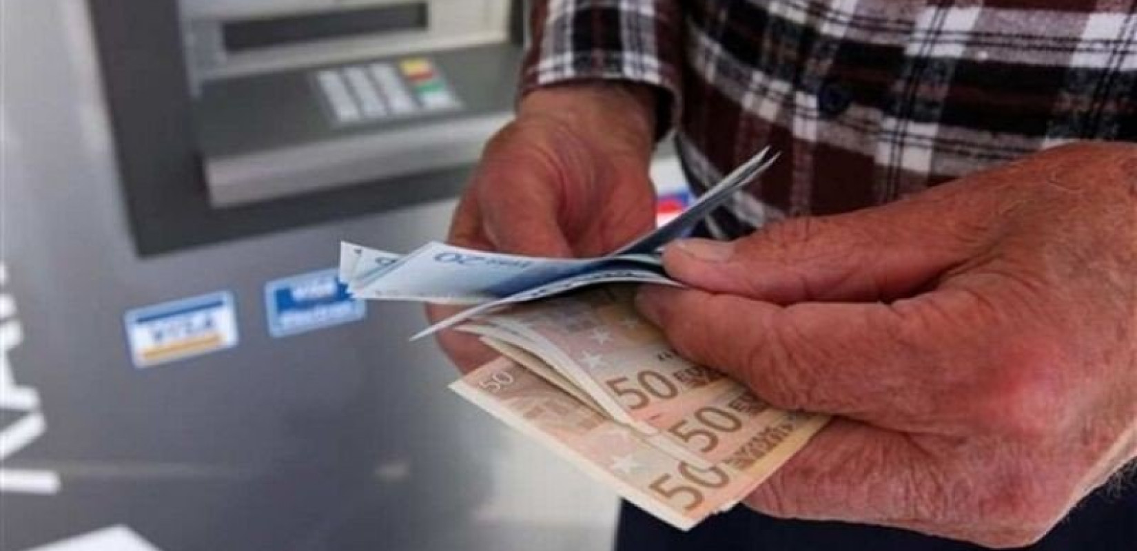 Συντάξεις Μαρτίου: Πότε θα πιστωθούν τα ποσά στους λογαριασμούς των δικαιούχων
