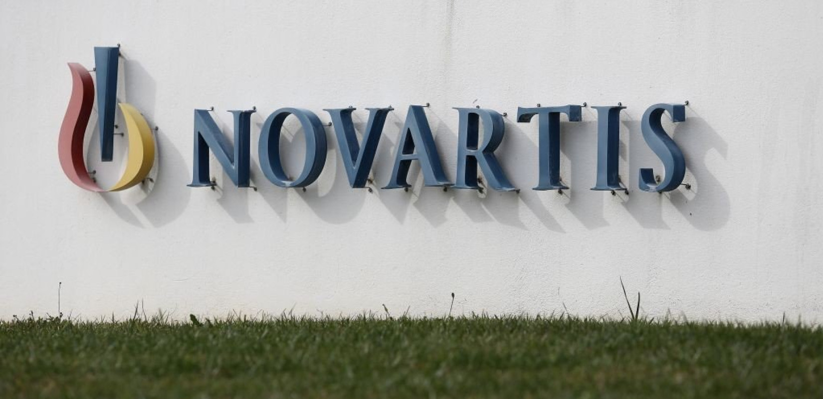 Novartis: Ο «Σαράφης» διώκεται για σύσταση εγκληματικής οργάνωσης, απάτη και πλαστογραφία