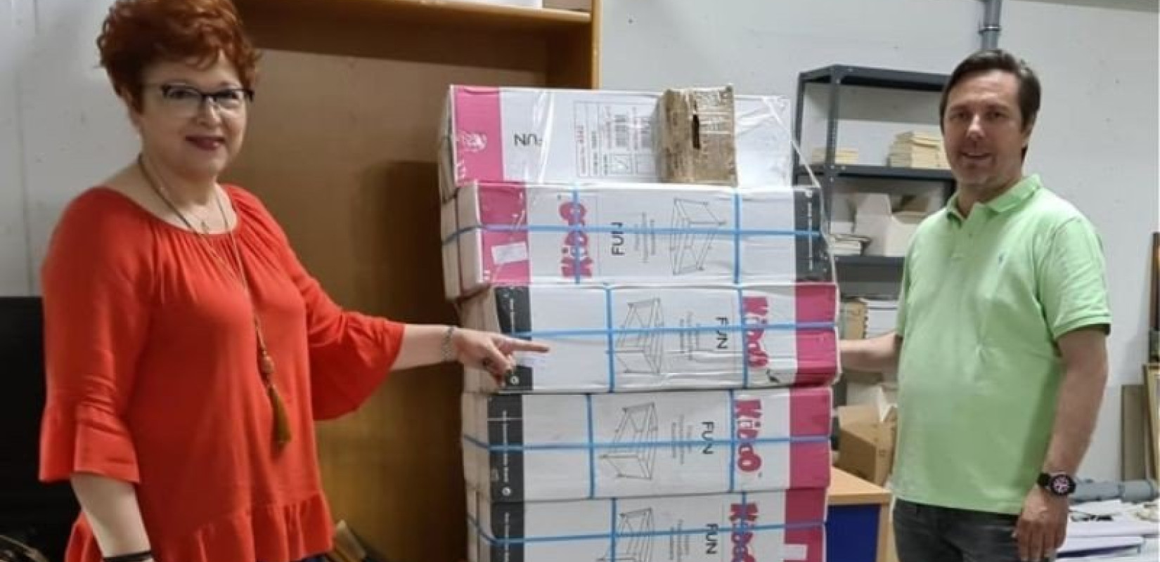 Παρκοκρέβατα για τα νεογέννητα δώρισε ο δήμος Νάουσας