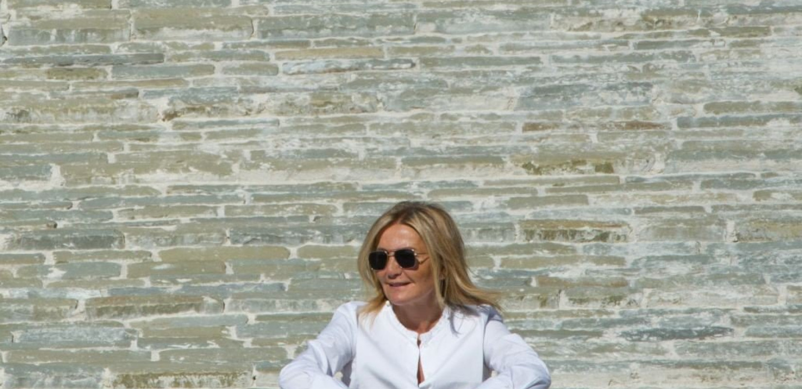 Μ. Μαξίμου: Οι μετοχές της γαλλικής εταιρείας της Μαρέβα Μητσοτάκη μεταβιβάστηκαν στον αδελφό της 