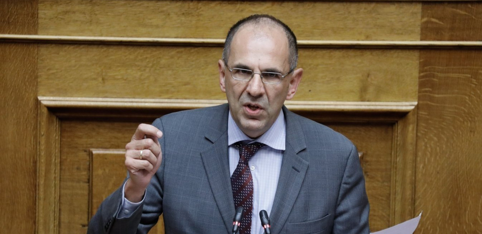 Απάντηση Γεραπετρίτη στον ΣΥΡΙΖΑ για ανάρτηση Φουρθιώτη: «Απάντησα σε οχλήσεις του όταν ο ίδιος επικαλείτο απειλές κατά της ζωής του»