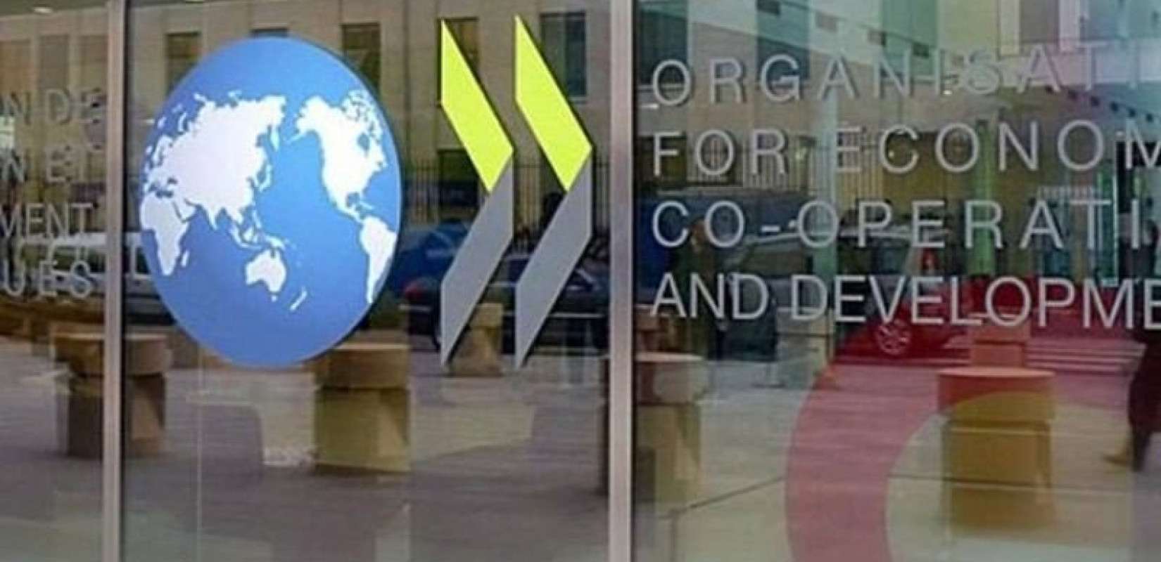 "Αντίποινα" ΟΟΣΑ: Τέλος στη διαδικασία ένταξης της Ρωσίας και αποχώρηση από τη Μόσχα