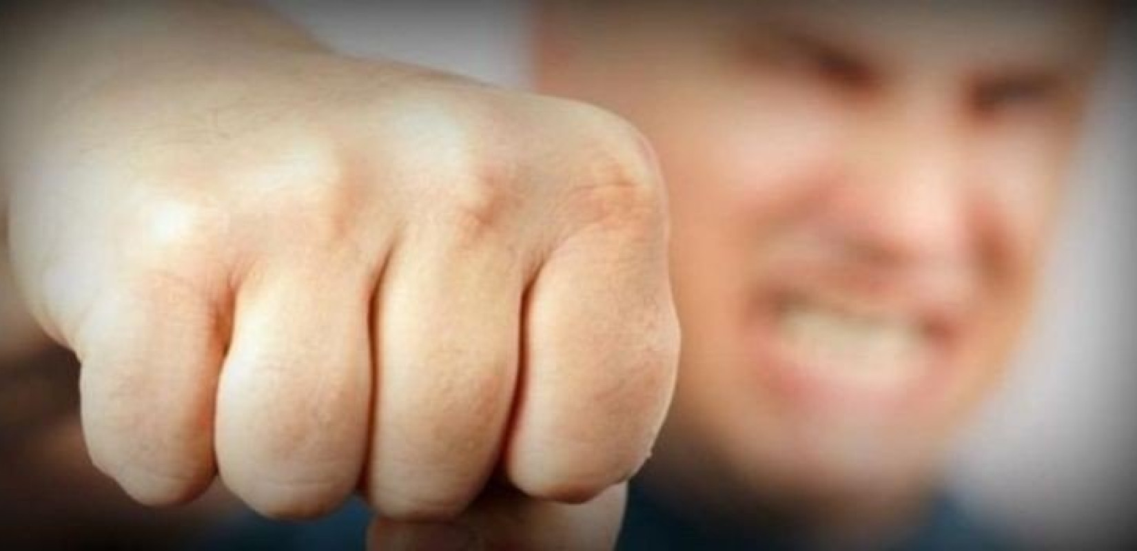 Σταυρούπολη: Χτύπησαν 15χρονο στη μέση του δρόμου και τον έστειλαν στο νοσοκομείο