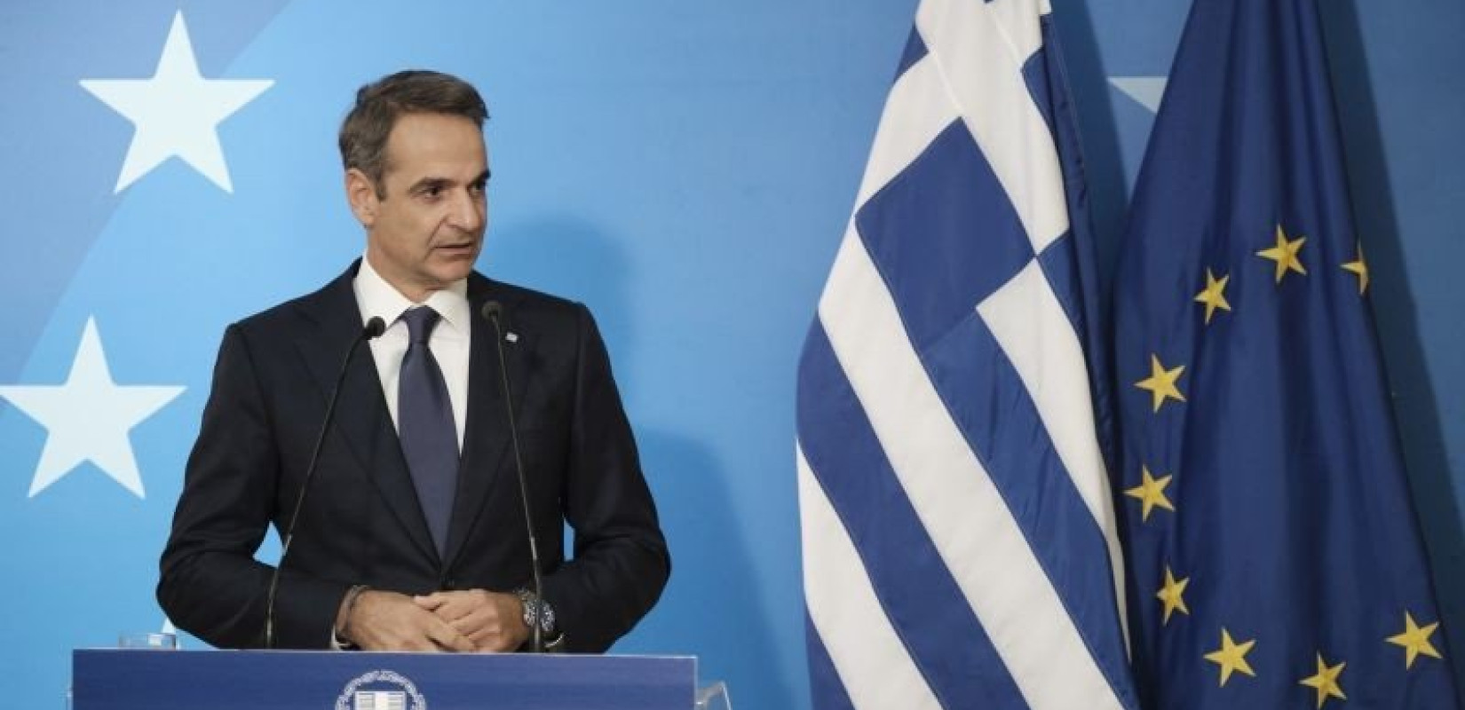 Ο Μητσοτάκης στηρίζει τον Μακρόν: "Οι προσωπικές προσβολές της τουρκικής ηγεσίας τροφοδοτούν το θρησκευτικό μίσος"