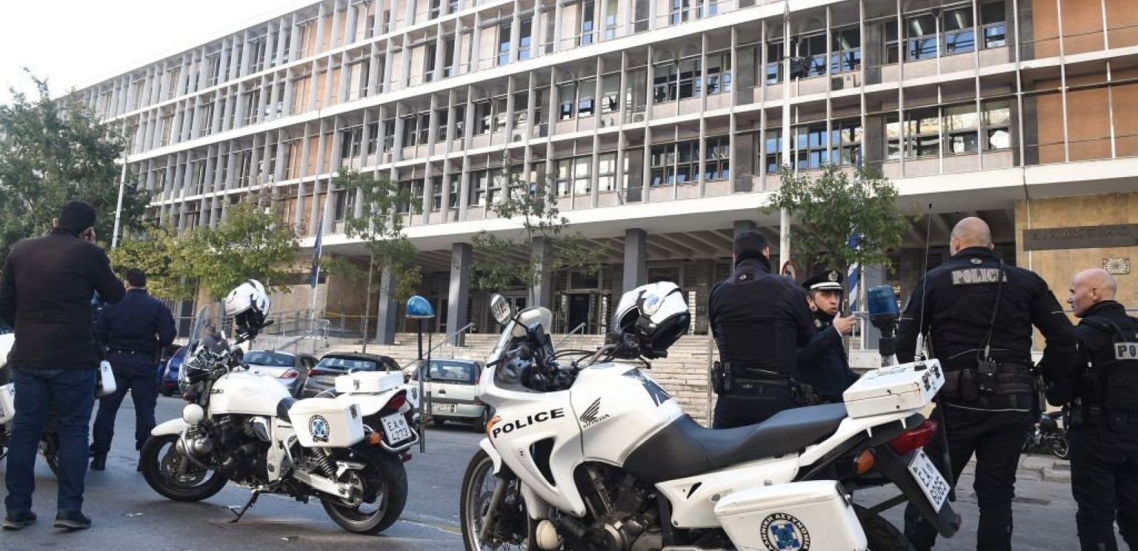 Θεσσαλονίκη: Τηλεφώνημα - φάρσα για εκρηκτικό μηχανισμό στα δικαστήρια