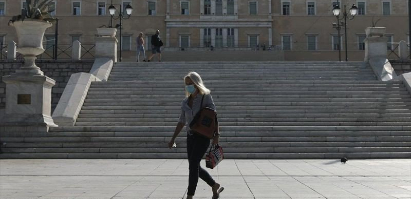 Γενικό lockdown ανακοινώνουν στις 12:00 Μητσοτάκης – Τσιόδρας